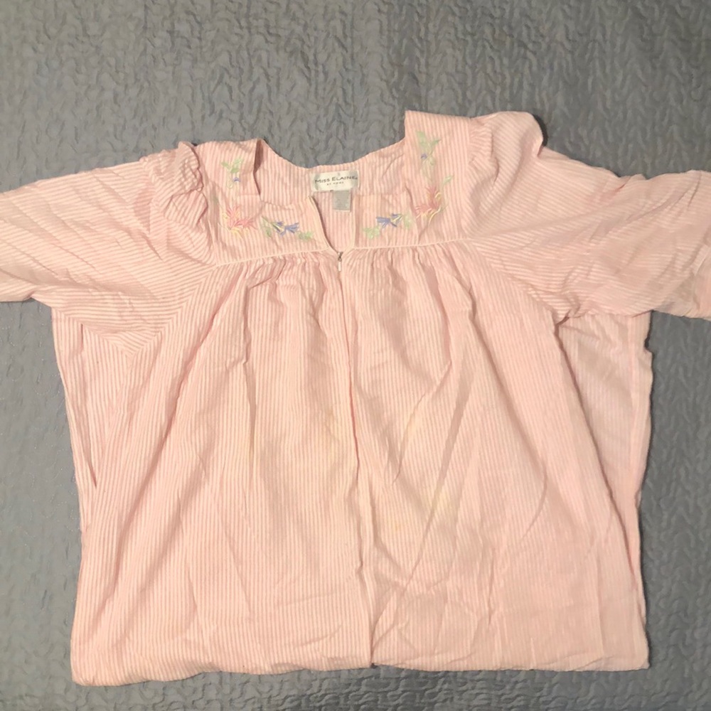 Women’s Good Used Condition Nightgown